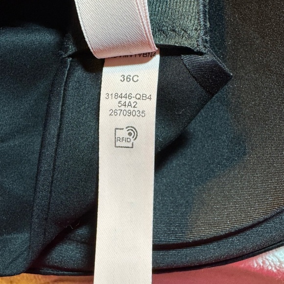 Victorias Secret Perfect Shape Pushup Bra - Picture 10 of 10